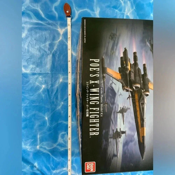 Star Wars - Poe’s X-Wing Fighter - 1/72 Scale Plastic Model - New / Sealed - Picture 13 of 13